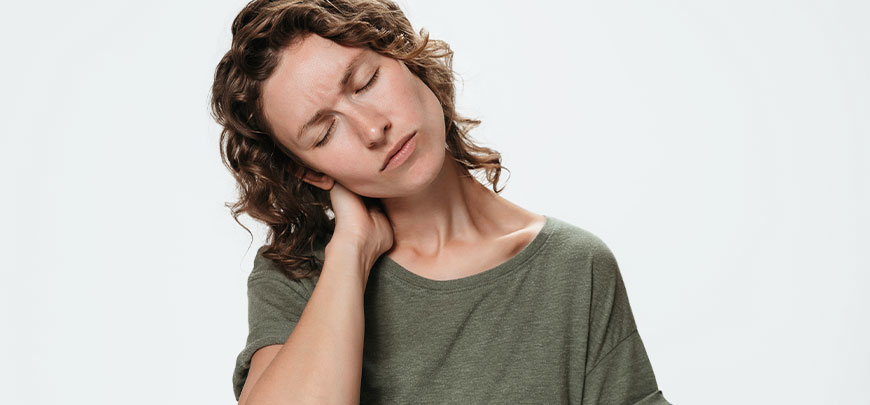 patient receiving fibromyalgia treatment in San Clemente CA